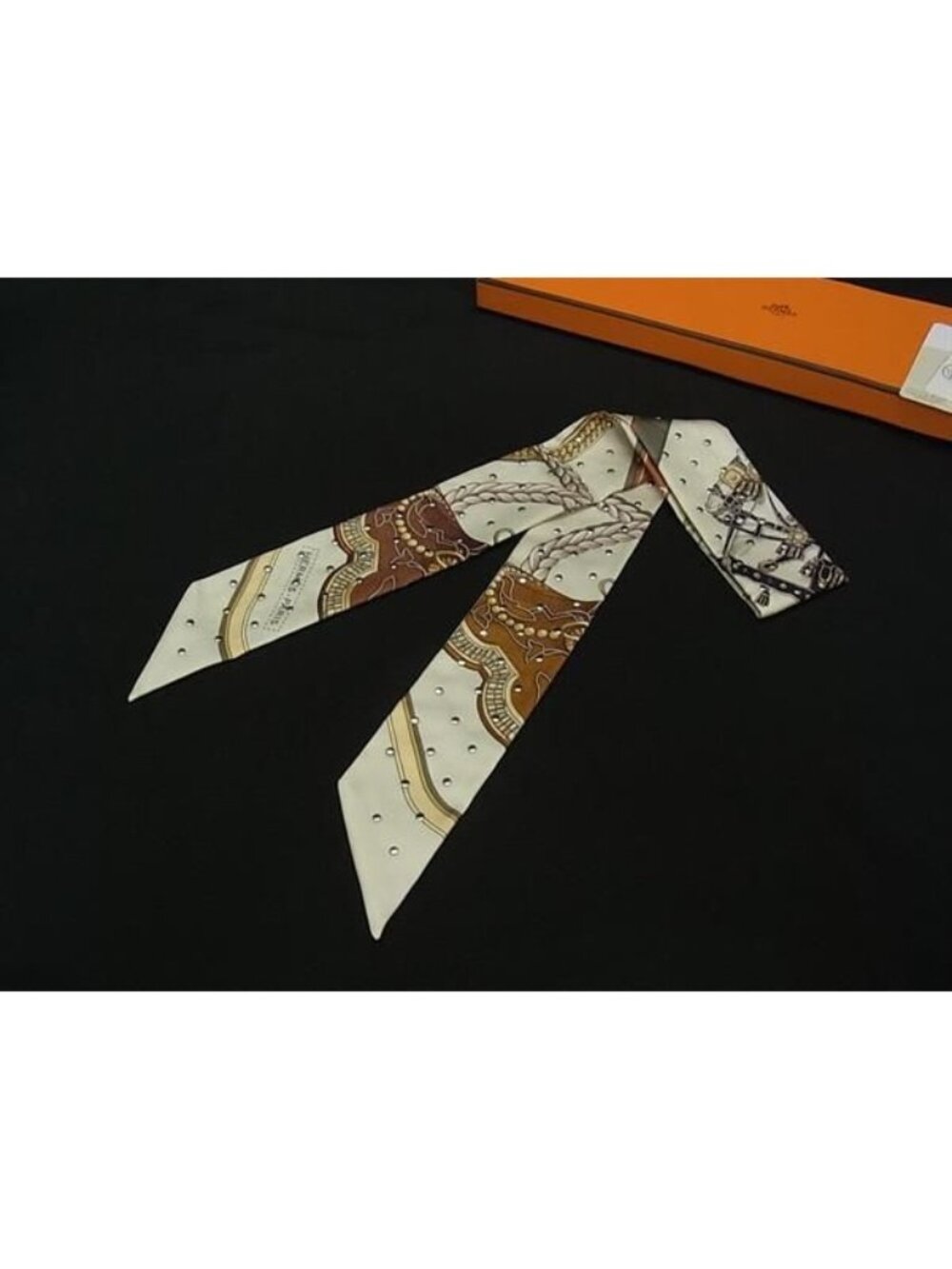 Hermes Grand Apparat Twilly Silk 100% Ribbon Scarf Ivory